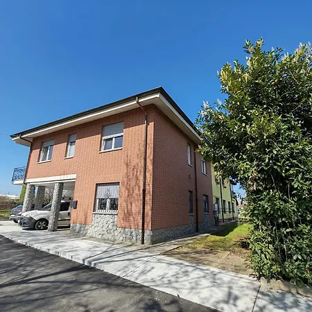 La Casa Del Bricco Apartamento *