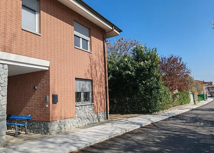 La Casa Del Bricco Апартаменты Lequio Tanaro